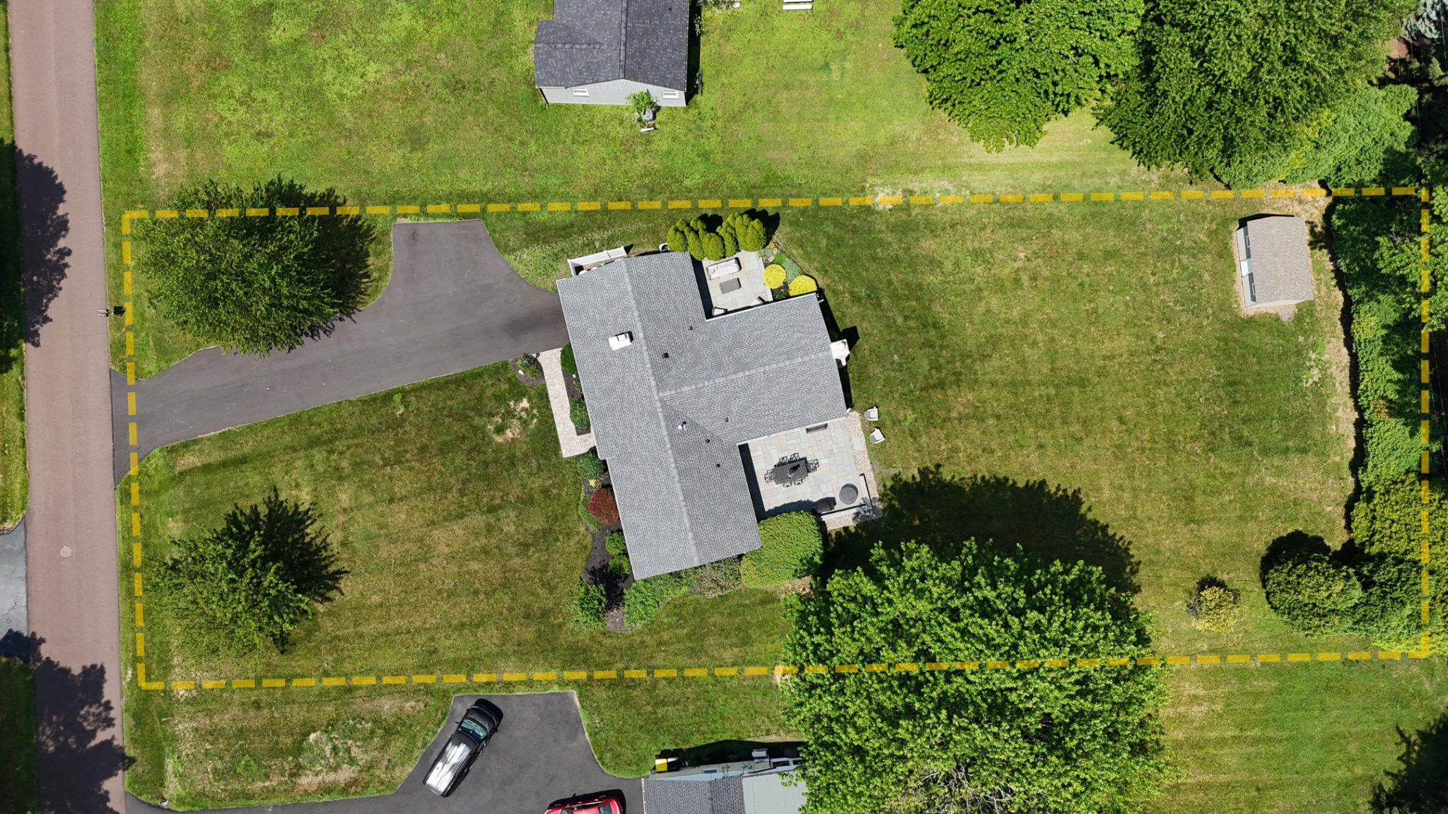 1121 West Thomas Road Lansdale, PA 19446 - Photo 9 of 9 Spacious lot with lush greenery.