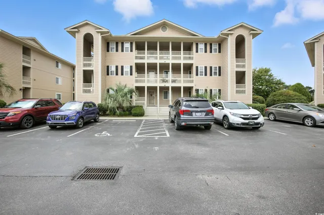 $275,000 | 1900 Duffy Street, Unit D6, North Myrtle Beach, SC 29582