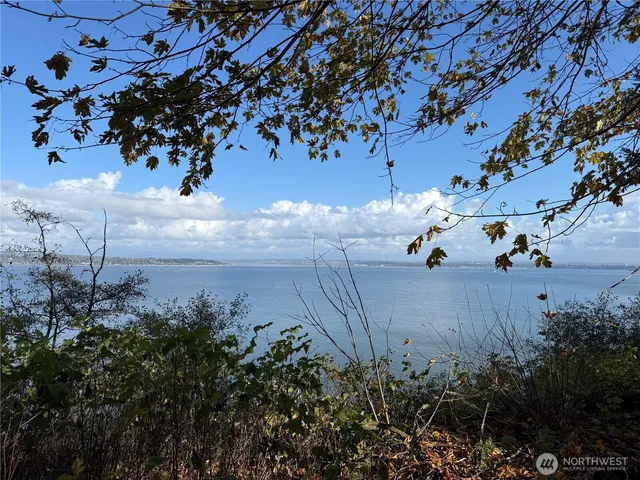 $90,000 | 43-H Beach Way, Hat Island, WA 98201