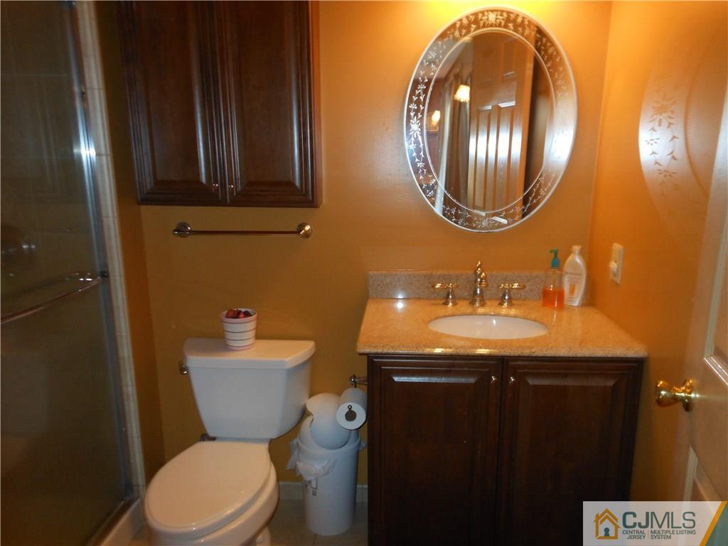 8 Harper Road Monmouth Junction, NJ 08852 - Photo 12 of 18 Gallery Image 12