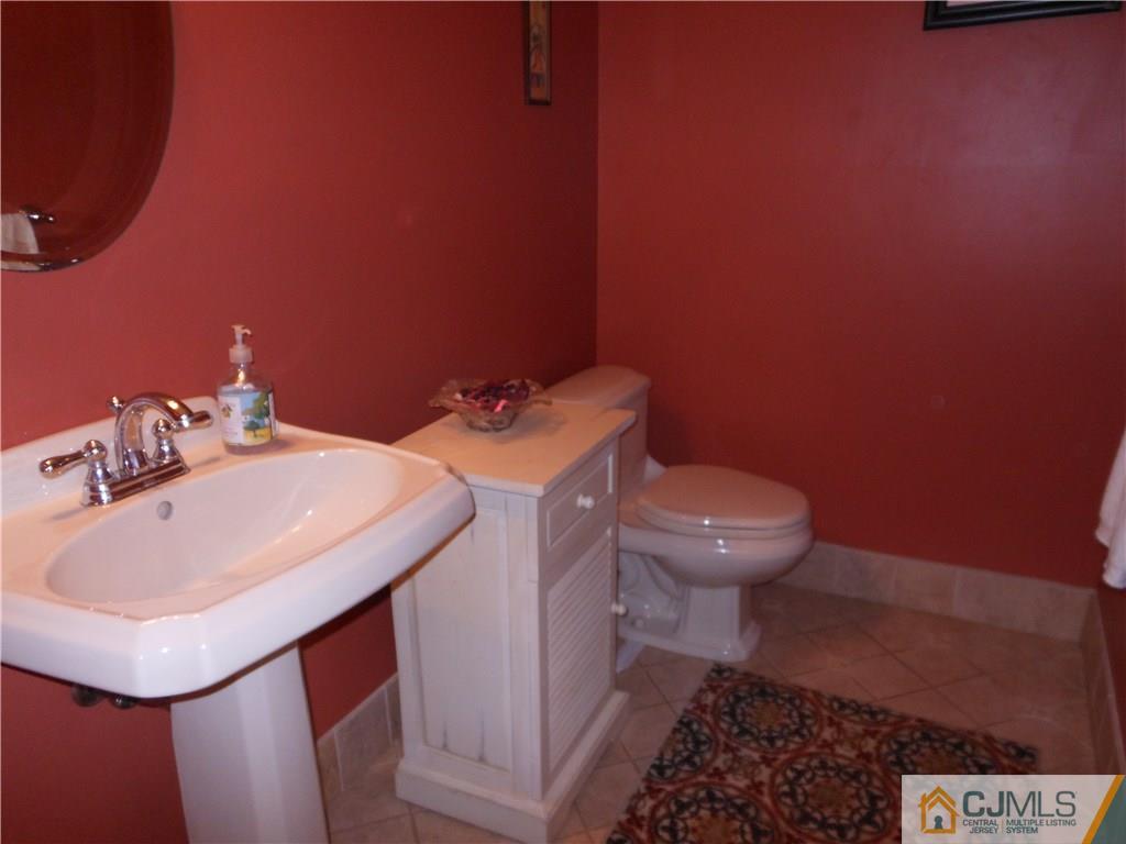 8 Harper Road Monmouth Junction, NJ 08852 - Photo 13 of 18 Gallery Image 13