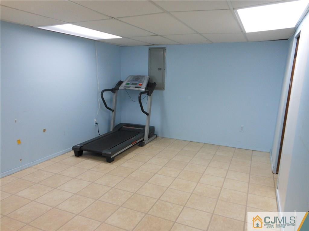 8 Harper Road Monmouth Junction, NJ 08852 - Photo 18 of 18 Gallery Image 18