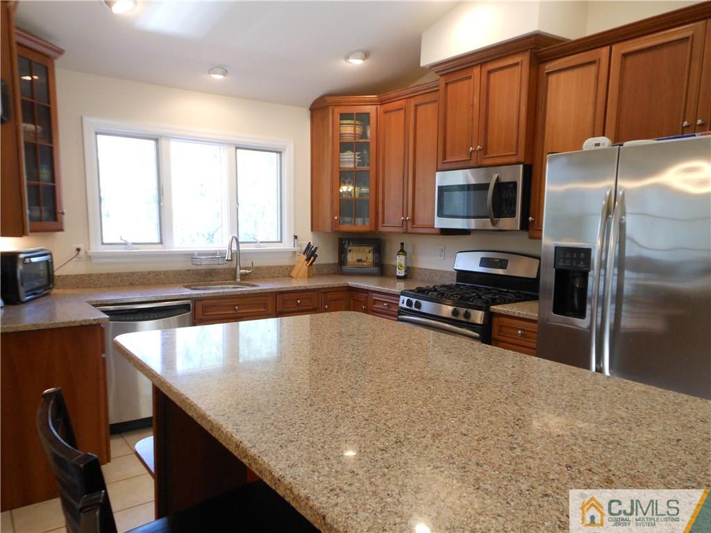 8 Harper Road Monmouth Junction, NJ 08852 - Photo 8 of 18 Gallery Image 8