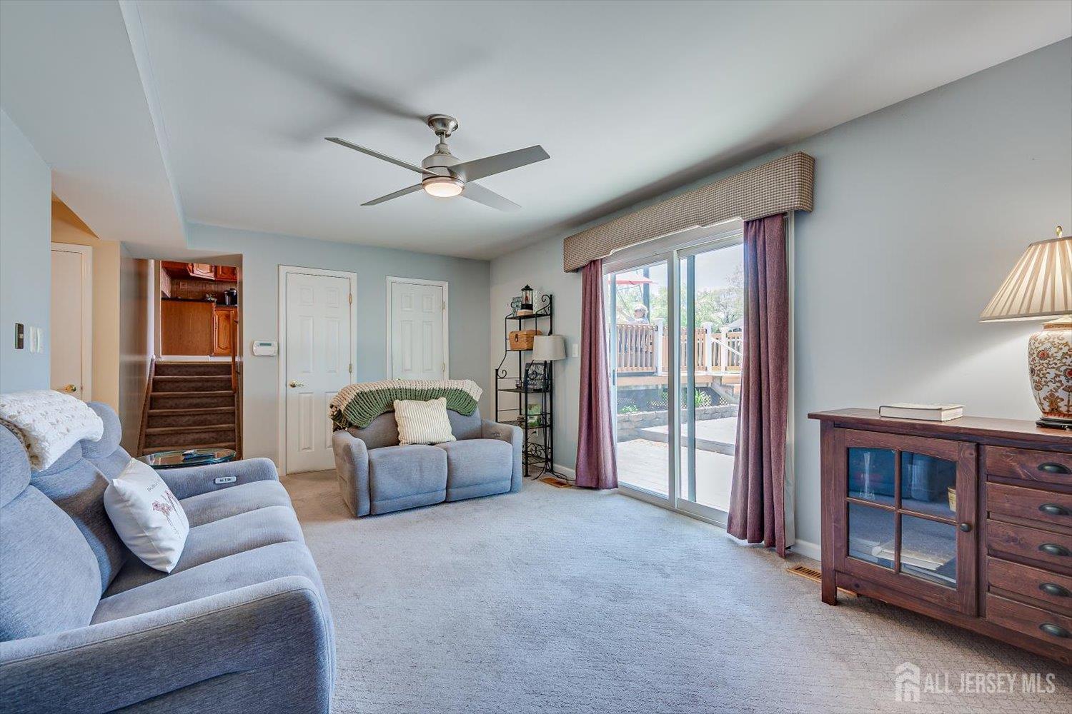 27 Eileen Way Edison, NJ 08837 - Photo 12 of 42