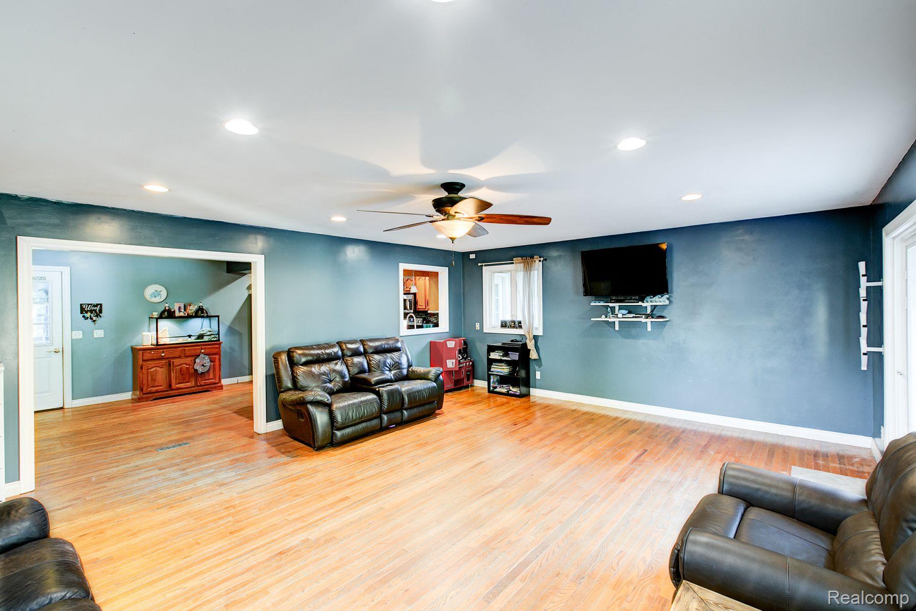 2878 Michigan Road Port Huron, MI 48060 - Photo 12 of 25 Gallery Image 12