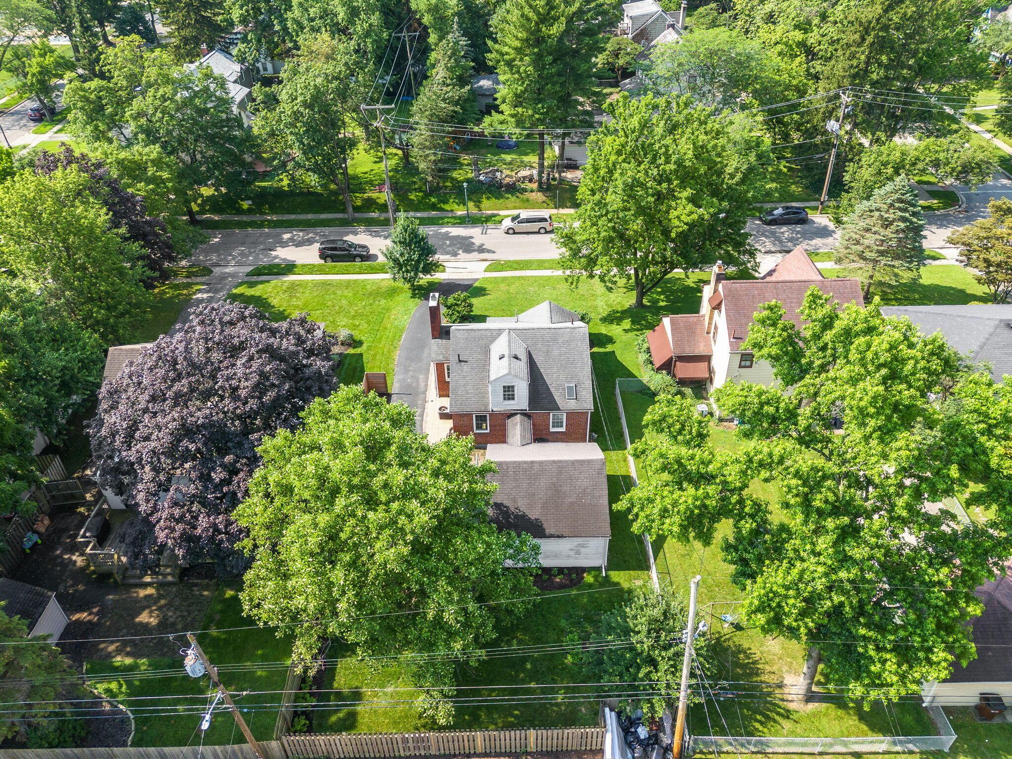 2698 Ruhl Avenue Columbus, OH 43209 - Photo 53 of 57 66-web-or-mls-DJI_20250626103558_0655_D