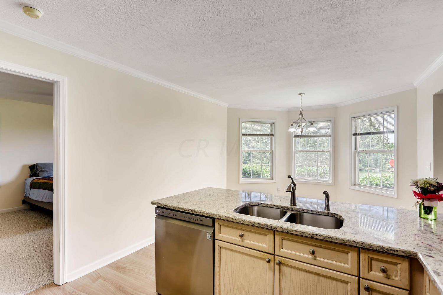 9640 Kilbourne Road Sunbury, OH 43074 - Photo 12 of 36 Gallery Image 12