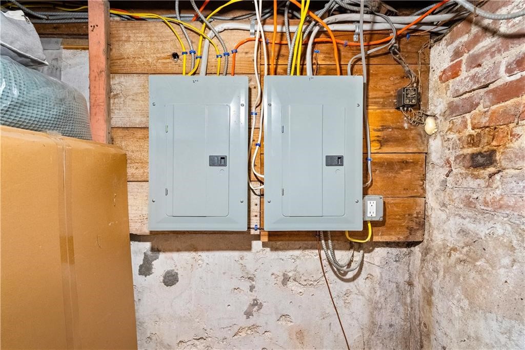 6 Dexter Street Johnston, RI 02919 - Photo 30 of 39