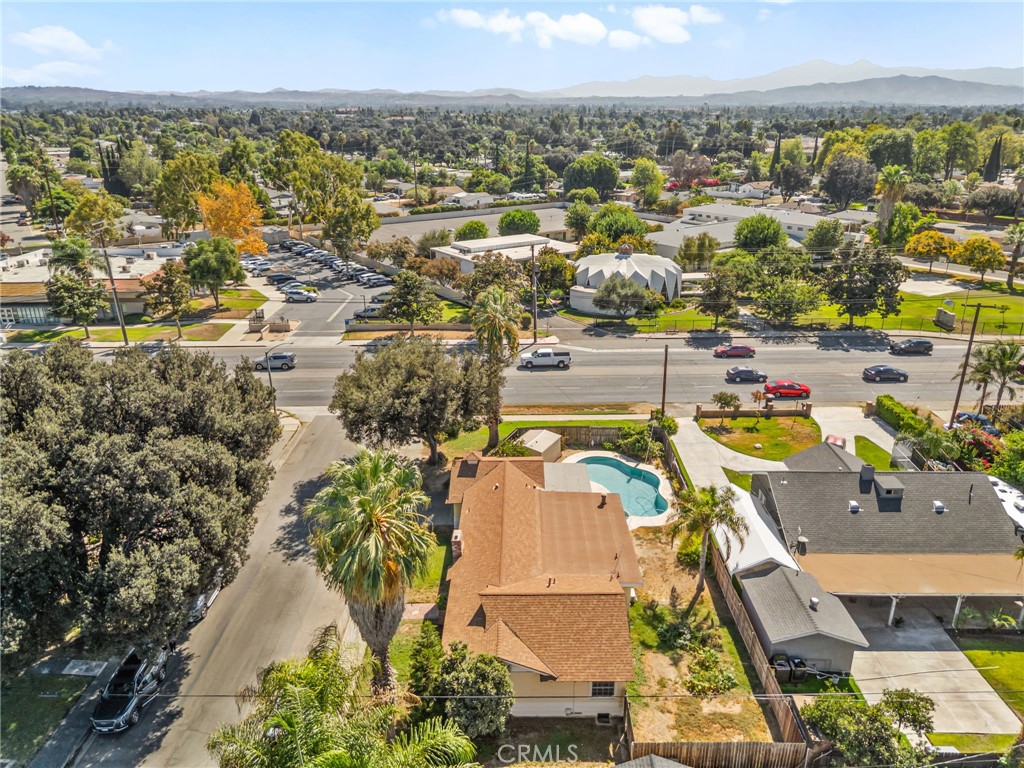 6985 Malibu Drive Riverside, CA 92504 - Photo 36 of 41