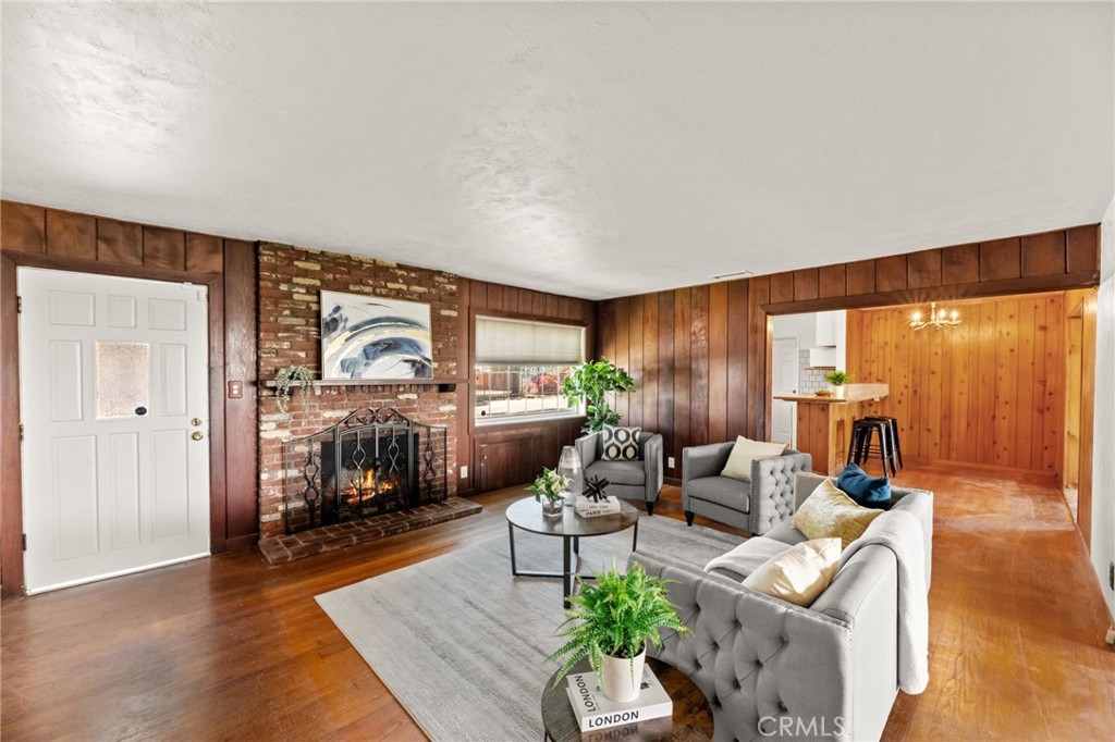 6985 Malibu Drive Riverside, CA 92504 - Photo 7 of 41