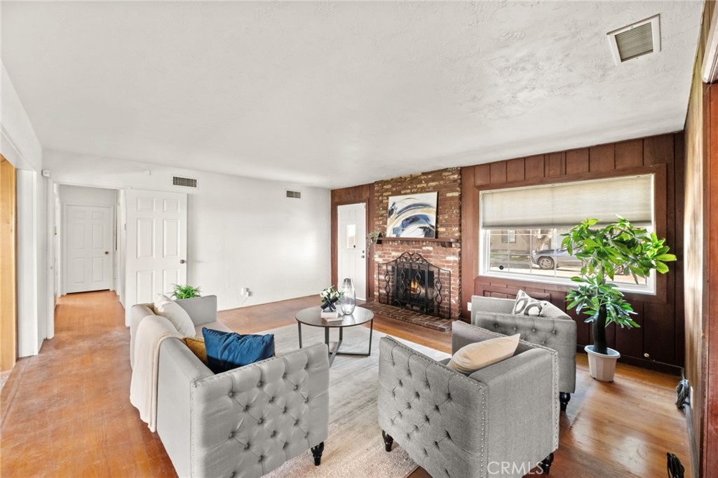 6985 Malibu Drive Riverside, CA 92504 - Photo 8 of 41