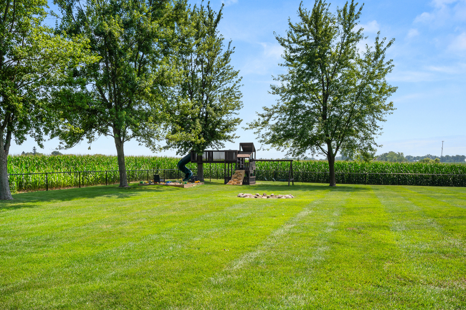 35544 Myelle Road Kingston, IL 60145 - Photo 10 of 42 Gallery Image 10