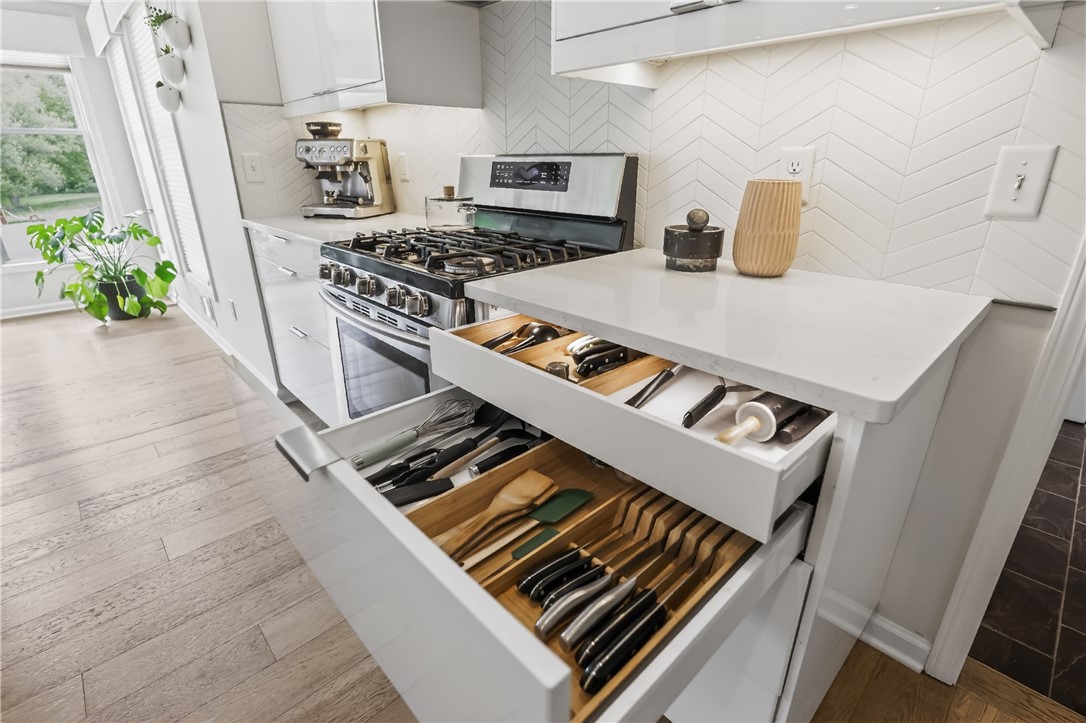 908 Taylor Rise Victor, NY 14564 - Photo 13 of 41 So Much Attention to Detail Including Internal Dra