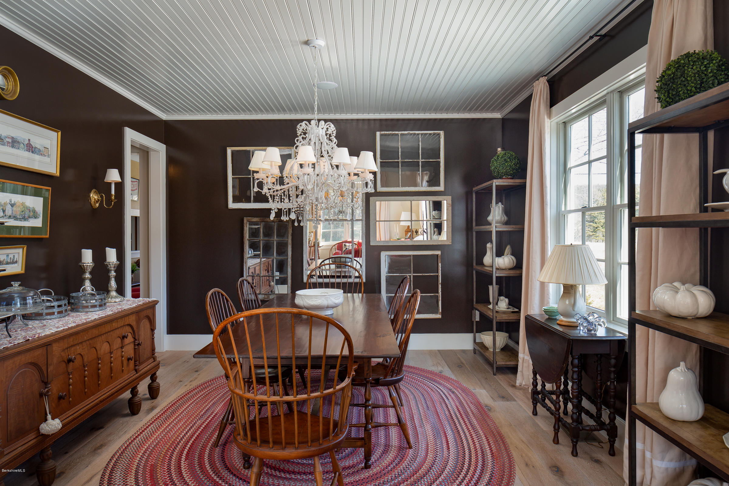 522 Main Road Monterey, MA 01245 - Photo 10 of 33 Dining room