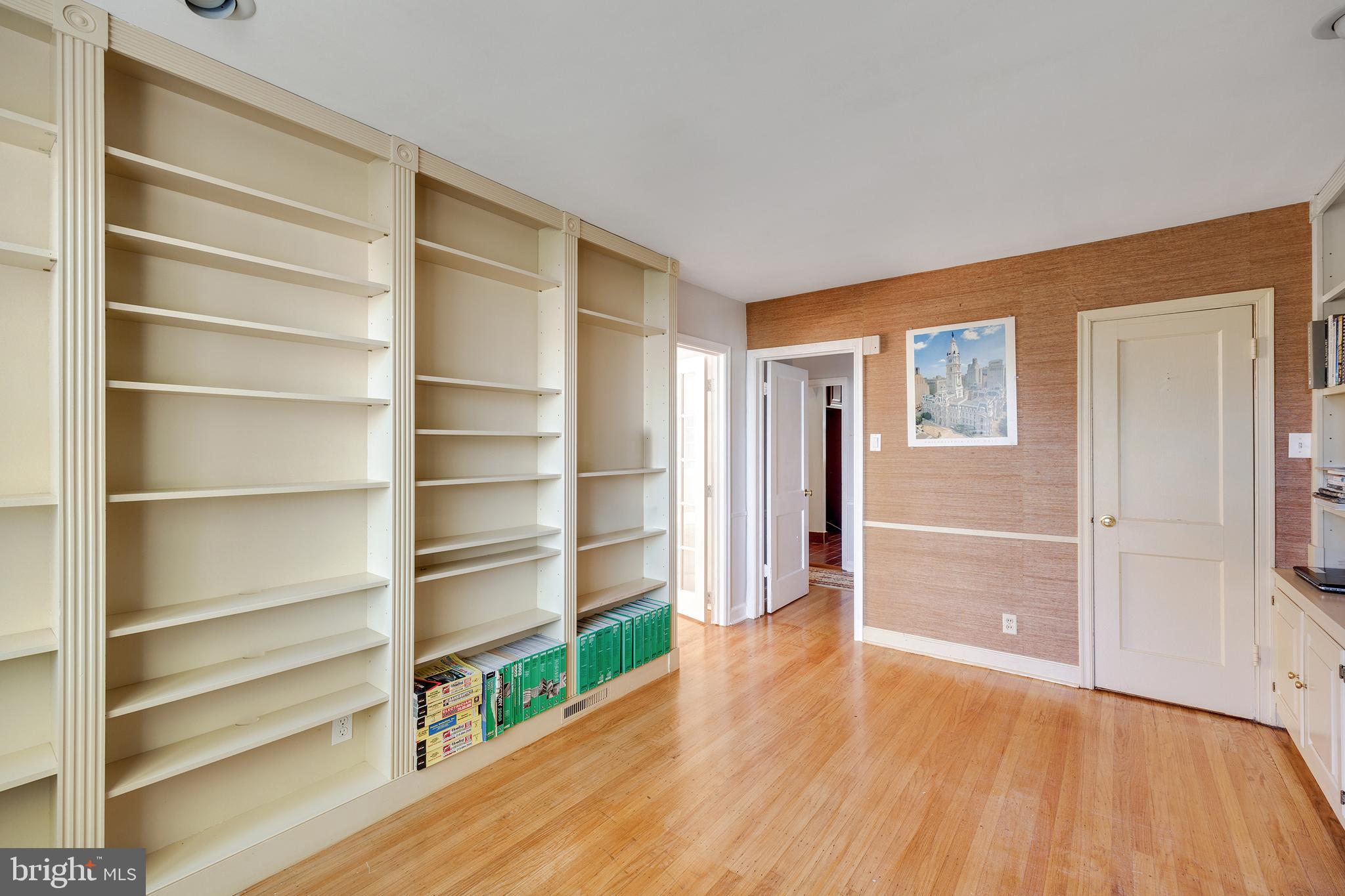 316 Sinkler Road Wyncote, PA 19095 - Photo 16 of 37 Library/Office/Den