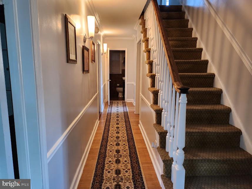 316 Sinkler Road Wyncote, PA 19095 - Photo 5 of 37 Hallway