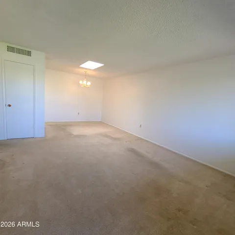 $135,000 | 9273 North 111th Avenue, Sun City, AZ 85351