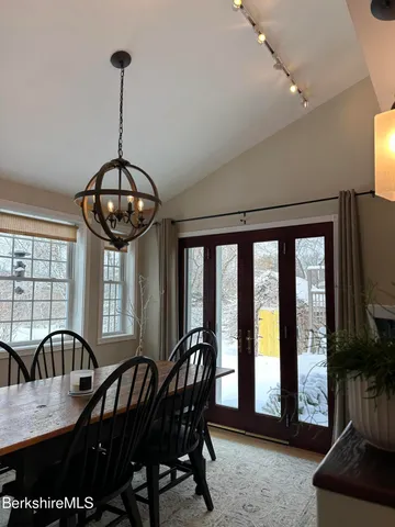 $429,000 | 43 Chapman Road, Pittsfield, MA 01201