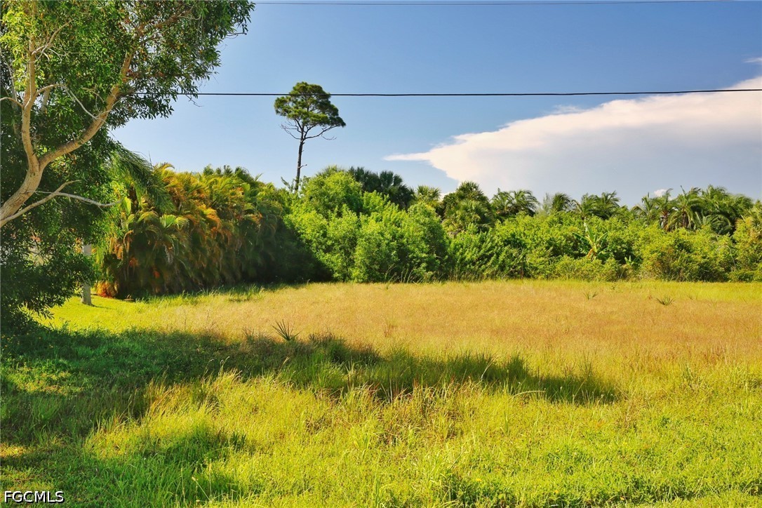 7704 Grande Pine Road Bokeelia, FL 33922 - Photo 4 of 7