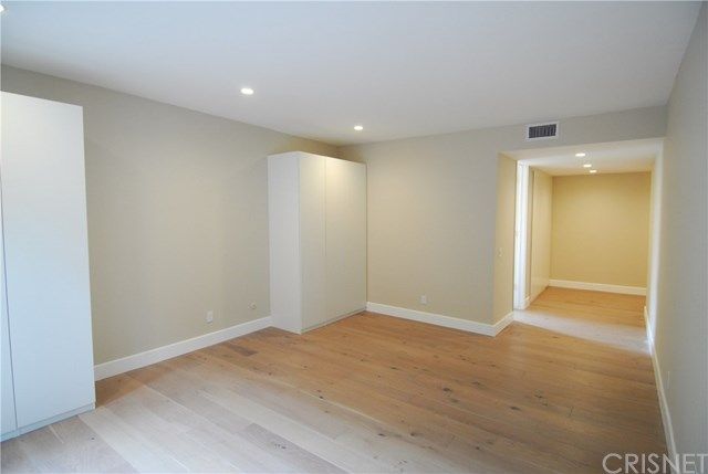 $1,175,000 | 380 South Orange Grove Boulevard, Unit 9, Pasadena, CA 91105