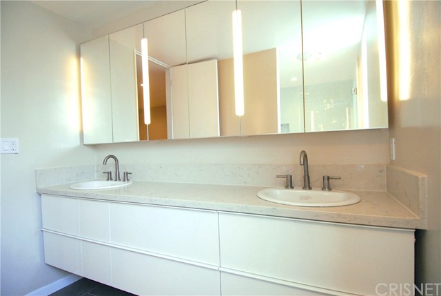 380 South Orange Grove Boulevard, Unit 9 Pasadena, CA 91105 - Photo 16 of 29