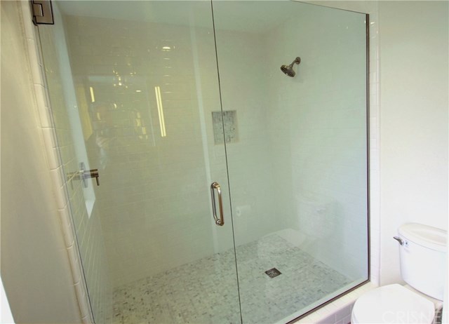 380 South Orange Grove Boulevard, Unit 9 Pasadena, CA 91105 - Photo 18 of 29