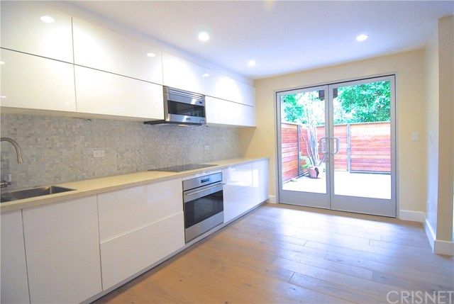 $1,175,000 | 380 South Orange Grove Boulevard, Unit 9, Pasadena, CA 91105