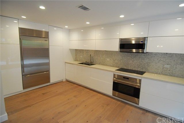 $1,175,000 | 380 South Orange Grove Boulevard, Unit 9, Pasadena, CA 91105