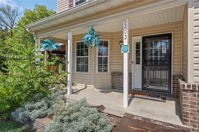 $335,000 | 5303 Sapphire Court, Columbia, MO 65202