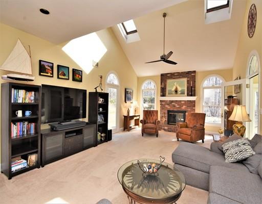 84 Ruggles Street Westborough, MA 01581 - Photo 10 of 30 Gallery Image 10