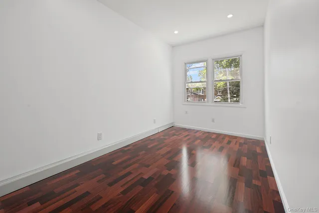 $989,000 | 95-22 75th Street | Ozone Park