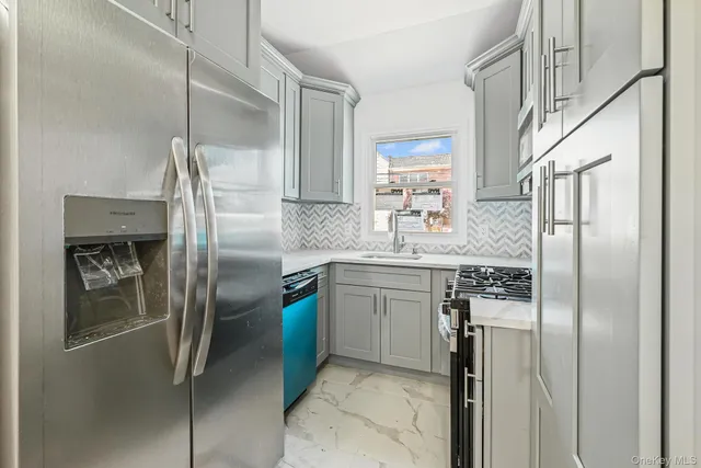 $989,000 | 95-22 75th Street | Ozone Park