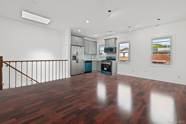 $989,000 | 95-22 75th Street | Ozone Park