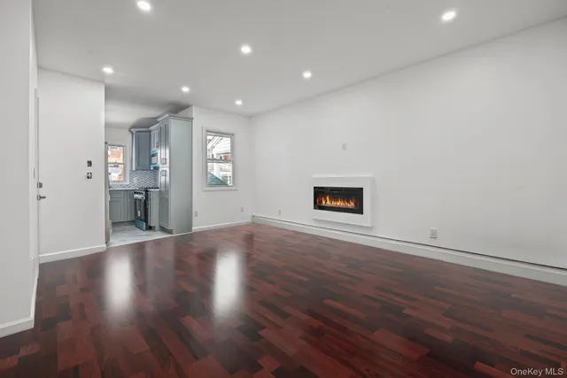 $989,000 | 95-22 75th Street | Ozone Park