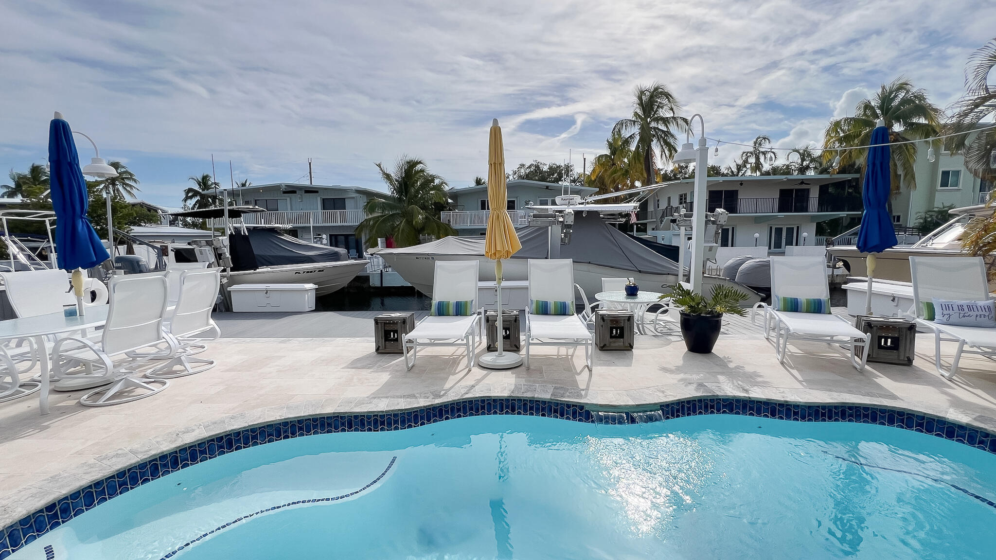 124 Bahama Road Key Largo, FL 33037 - Photo 21 of 38 Back