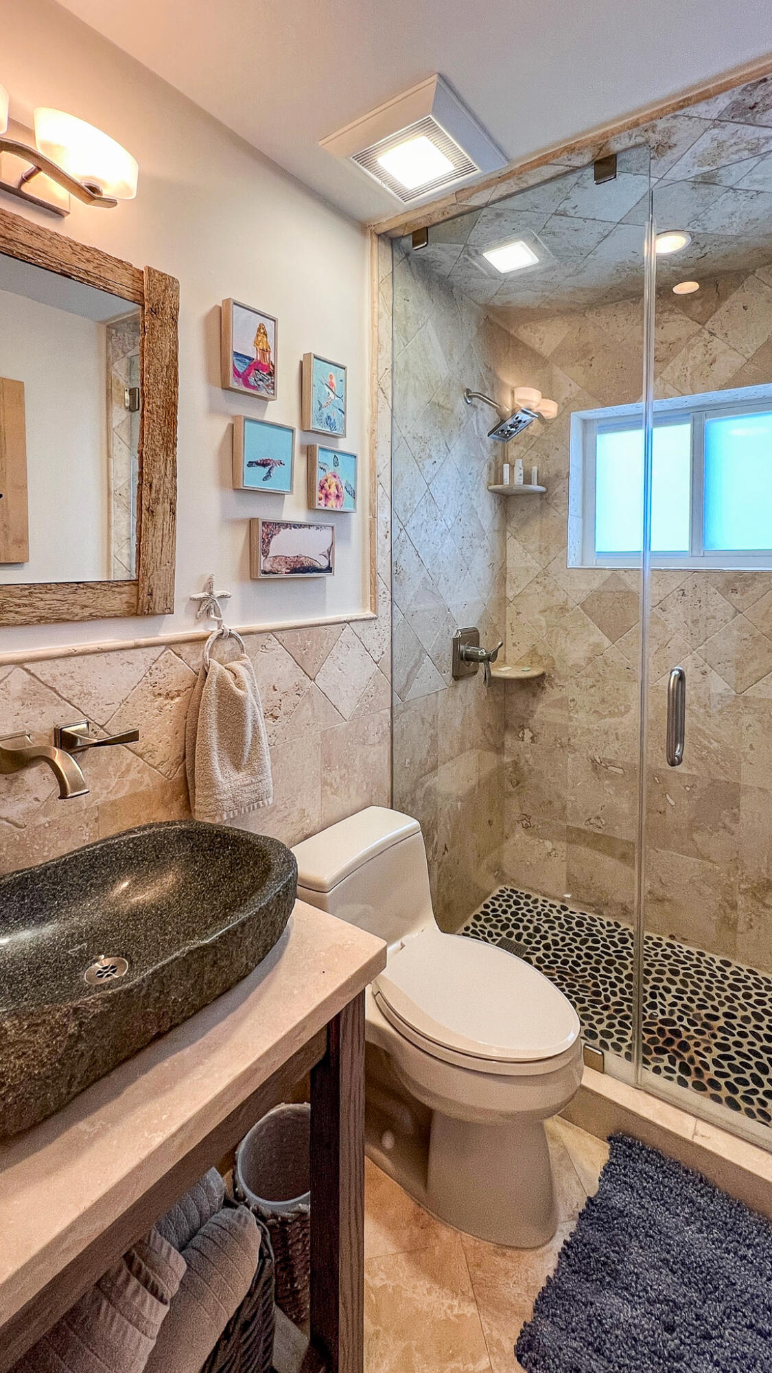 124 Bahama Road Key Largo, FL 33037 - Photo 34 of 38 Upstairs Guest Bath