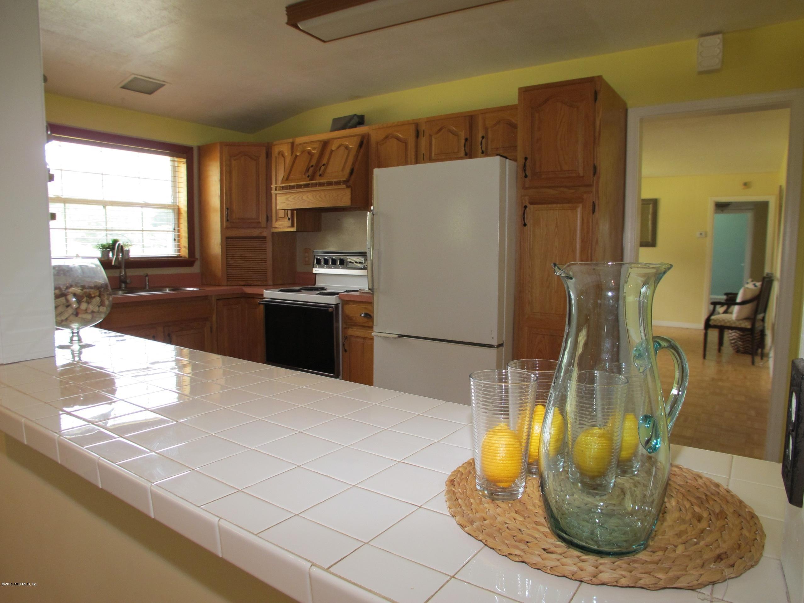 1230 Glynlea Road Jacksonville, FL 32216 - Photo 12 of 25 Kitchen View 4