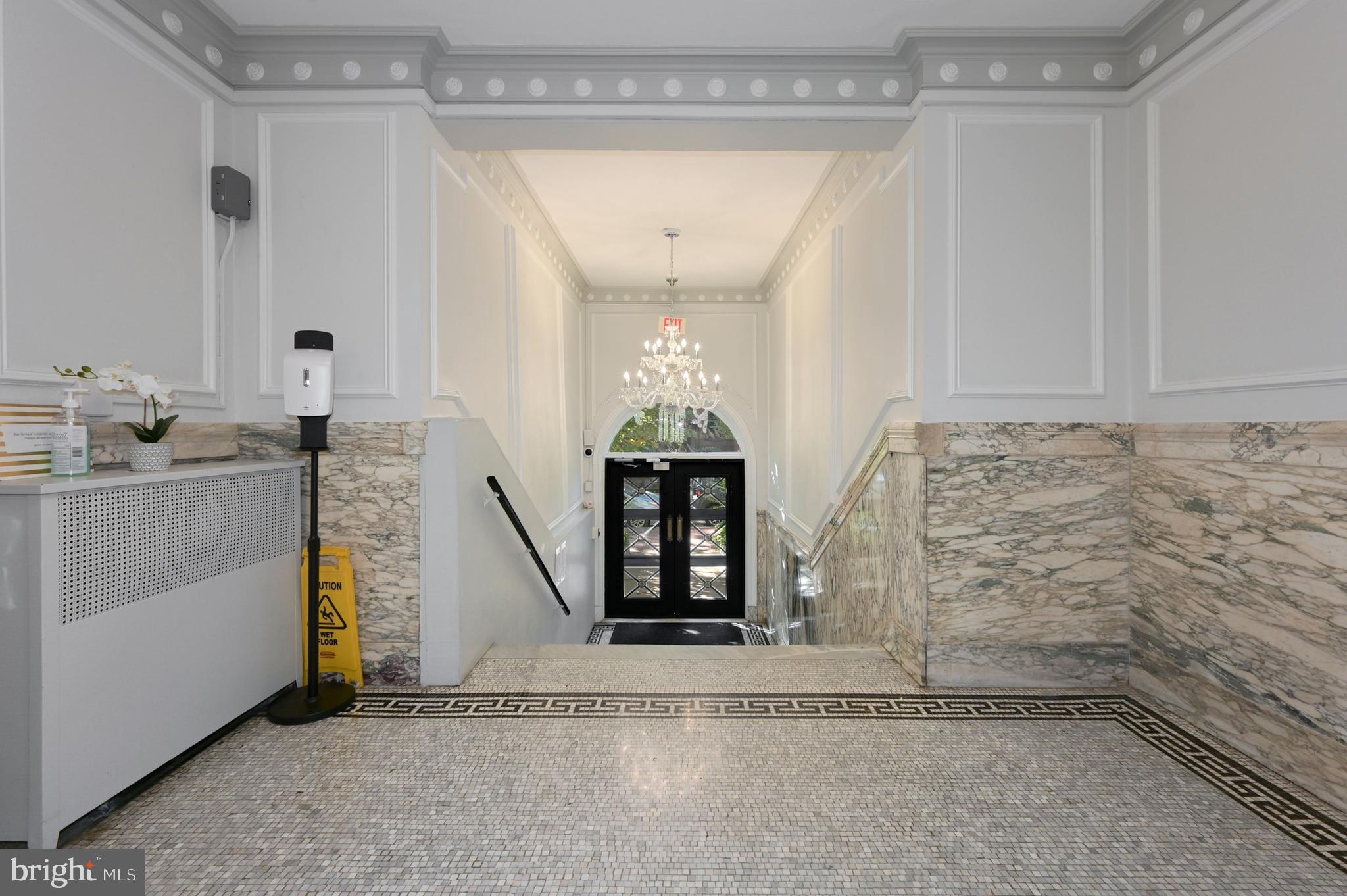 1833 S Street Northwest, Unit 25 Washington, DC 20009 - Photo 20 of 20 Building lobby