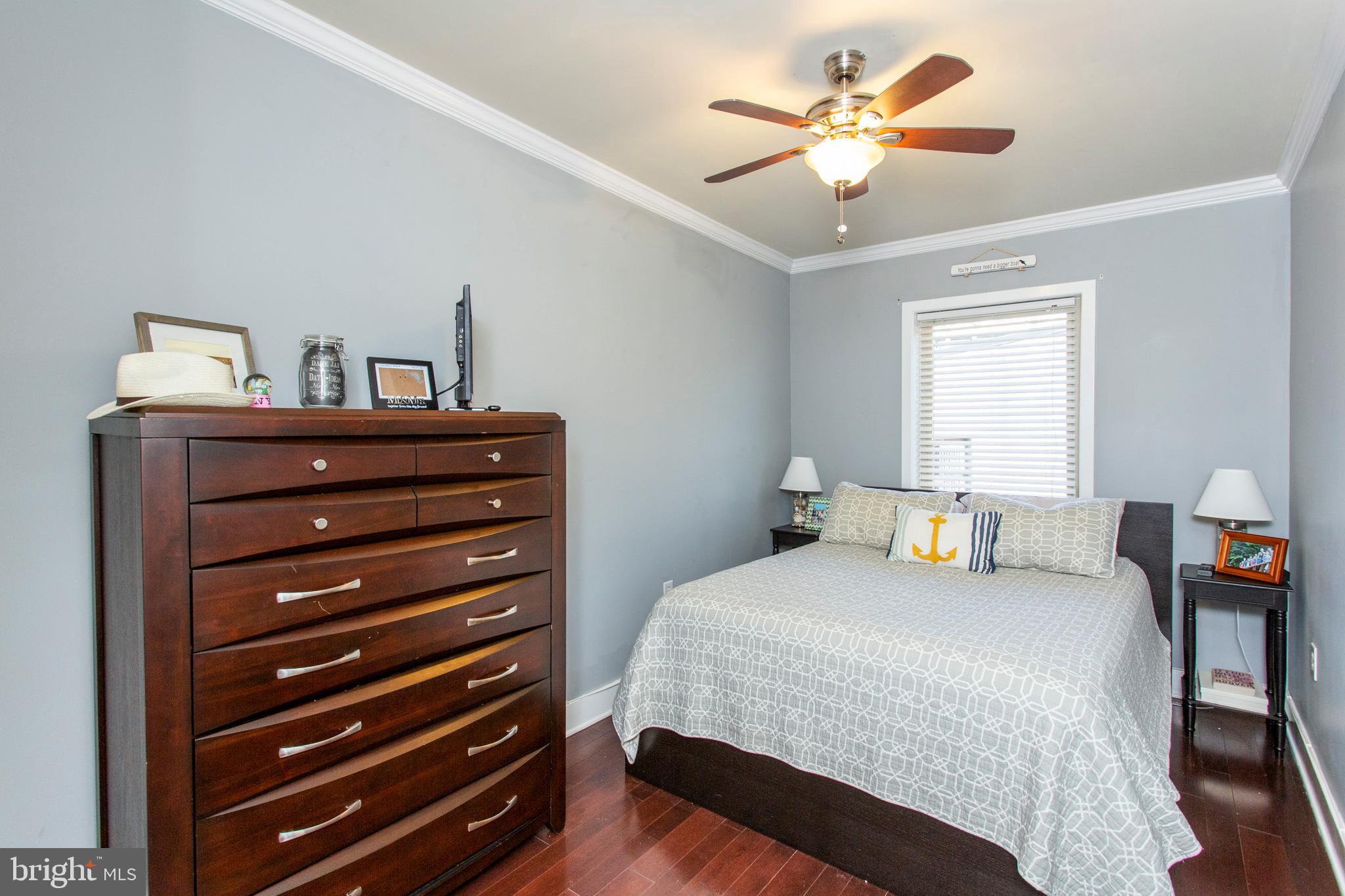 946 New Market Street Philadelphia, PA 19123 - Photo 14 of 17