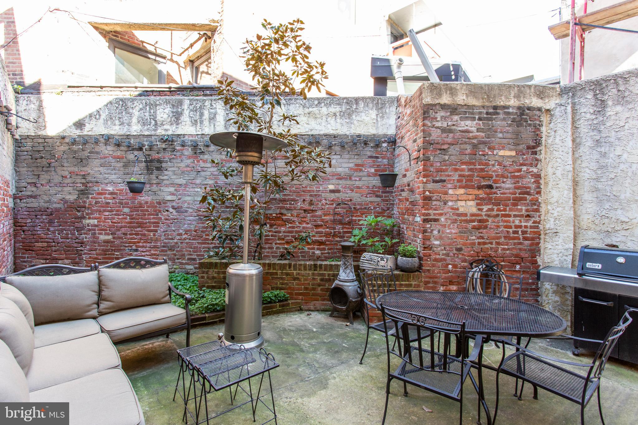 946 New Market Street Philadelphia, PA 19123 - Photo 16 of 17