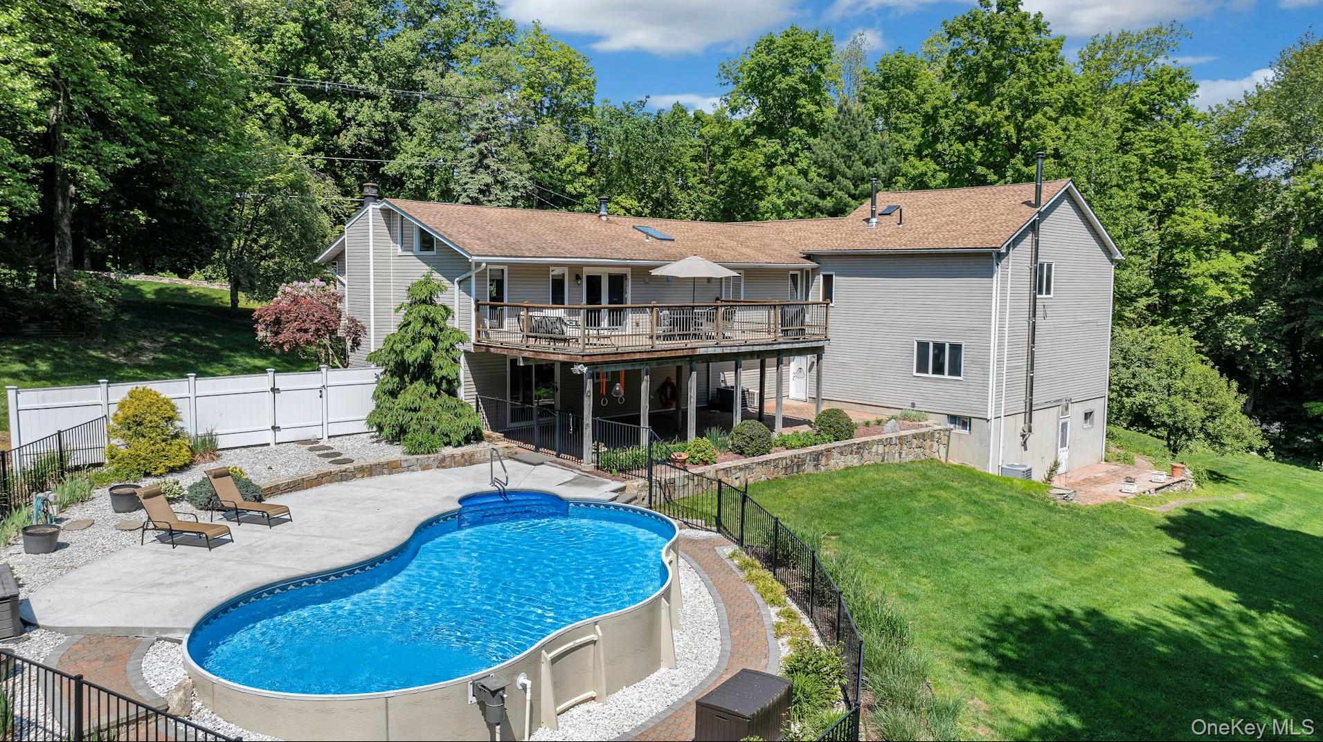 204 Cherry Hill Road Carmel, NY 10512 - Photo 2 of 41