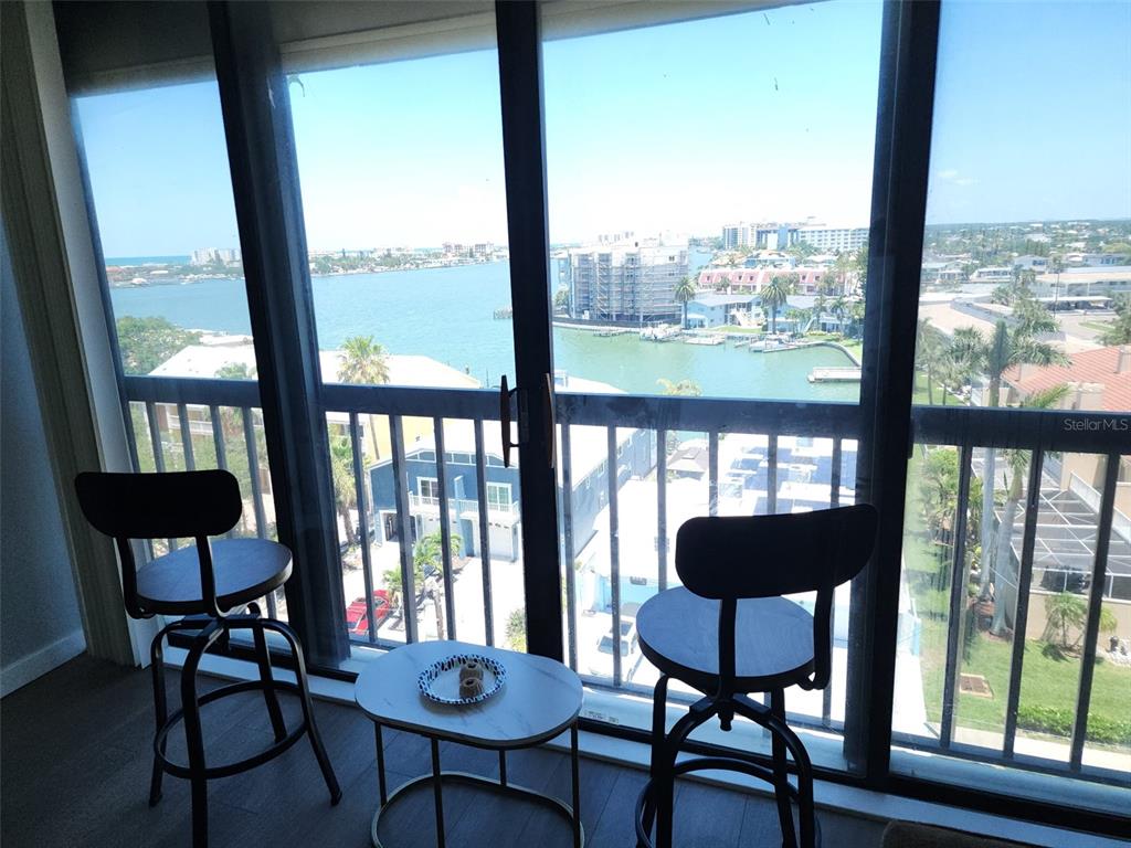 255 Dolphin Point, Unit 809 Clearwater, FL 33767 - Photo 12 of 16
