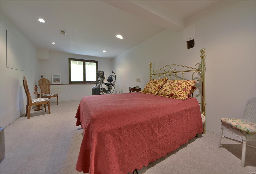 1660 Shepard Road Wildwood, MO 63038 - Photo 23 of 33 Gallery Image 23