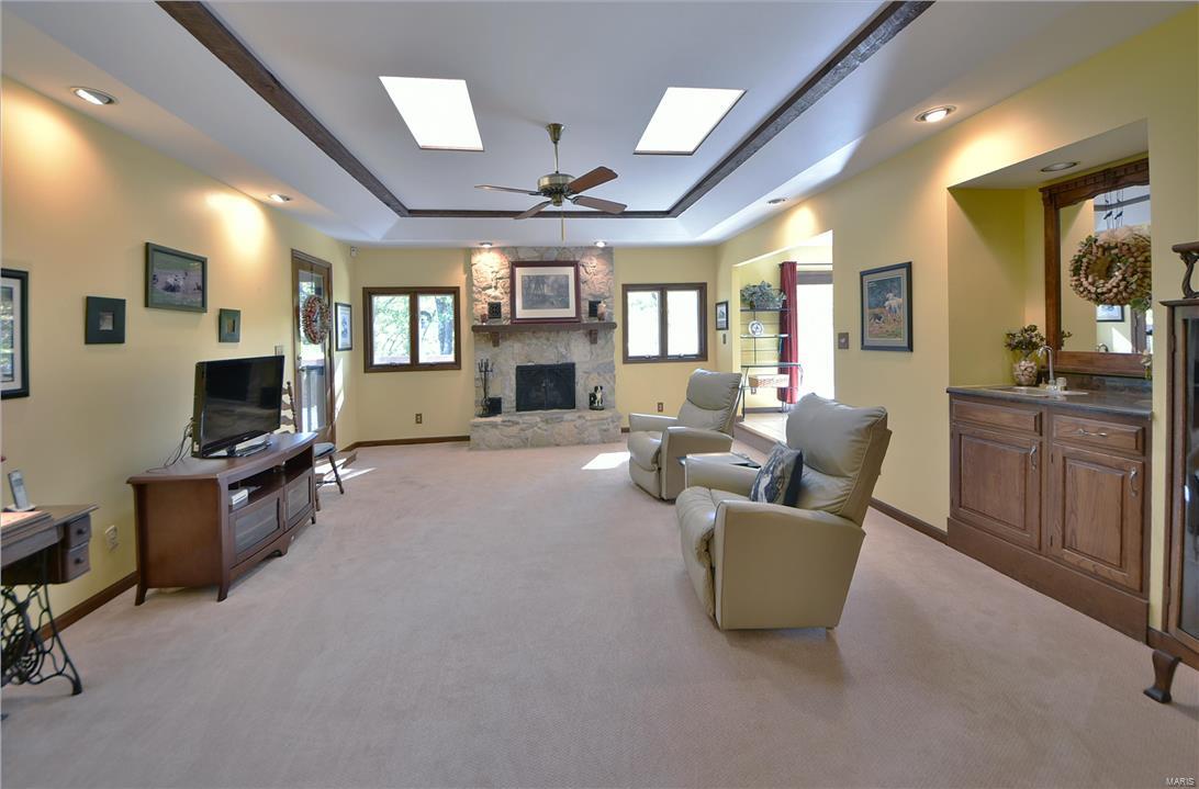 1660 Shepard Road Wildwood, MO 63038 - Photo 8 of 33 Gallery Image 8