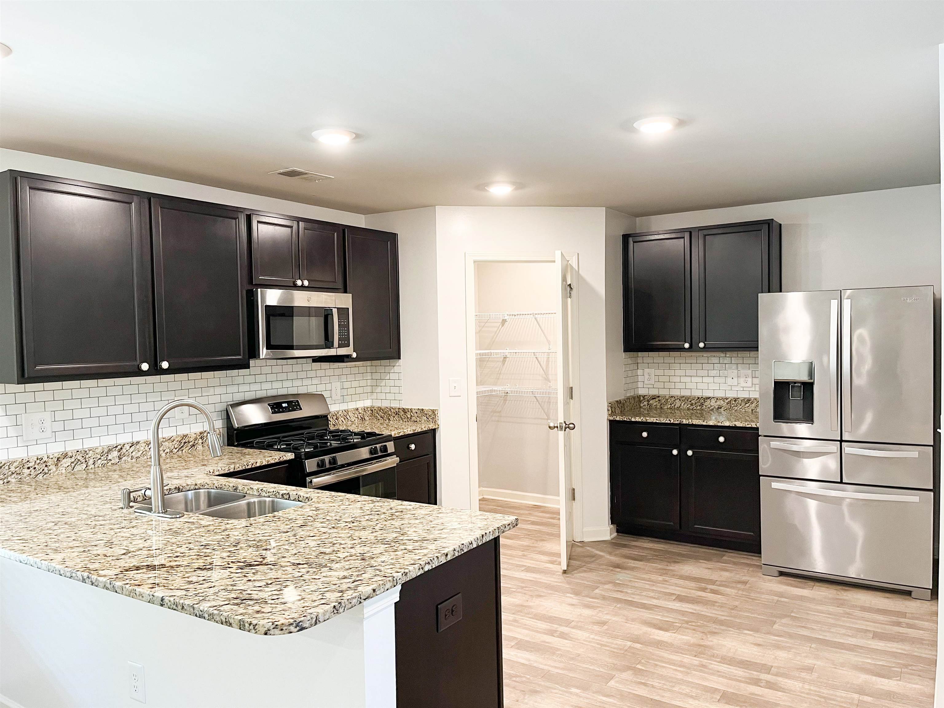 1180 Inman Road Wellford, SC 29385 - Photo 10 of 38