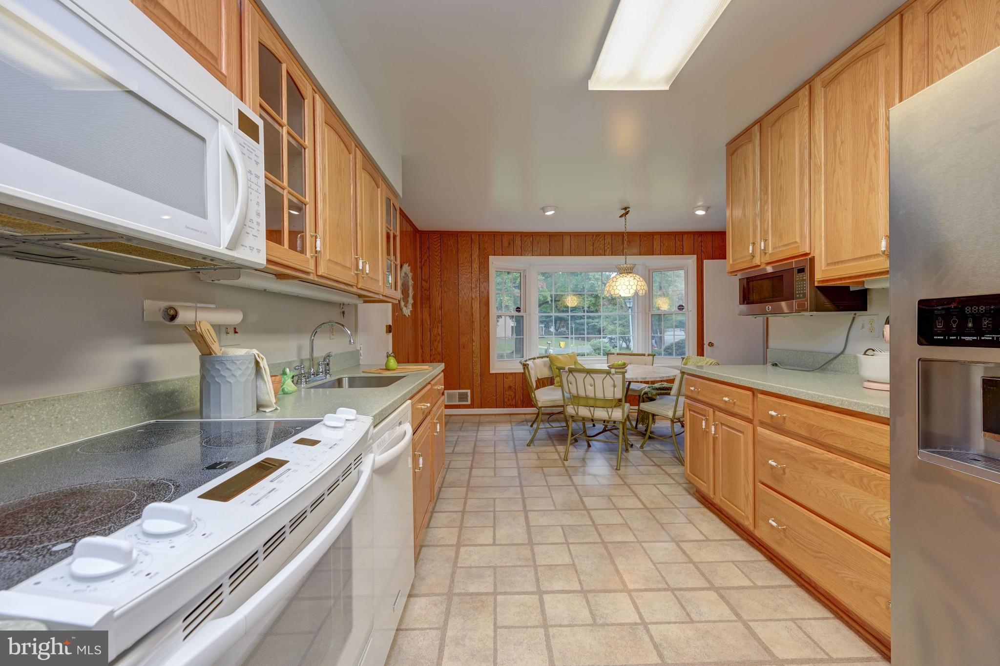 601 Windmill Lane Silver Spring, MD 20905 - Photo 16 of 42 Kitchen