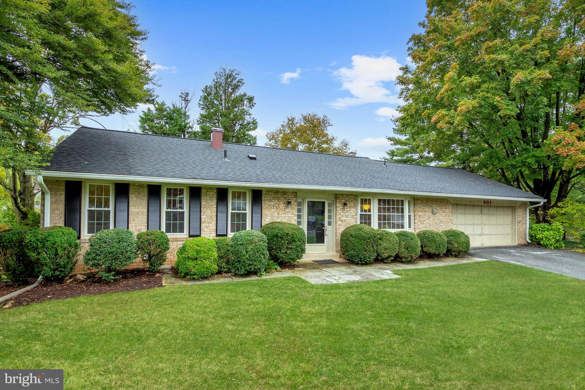 601 Windmill Lane Silver Spring, MD 20905 - Photo 37 of 42 Welcome Home!