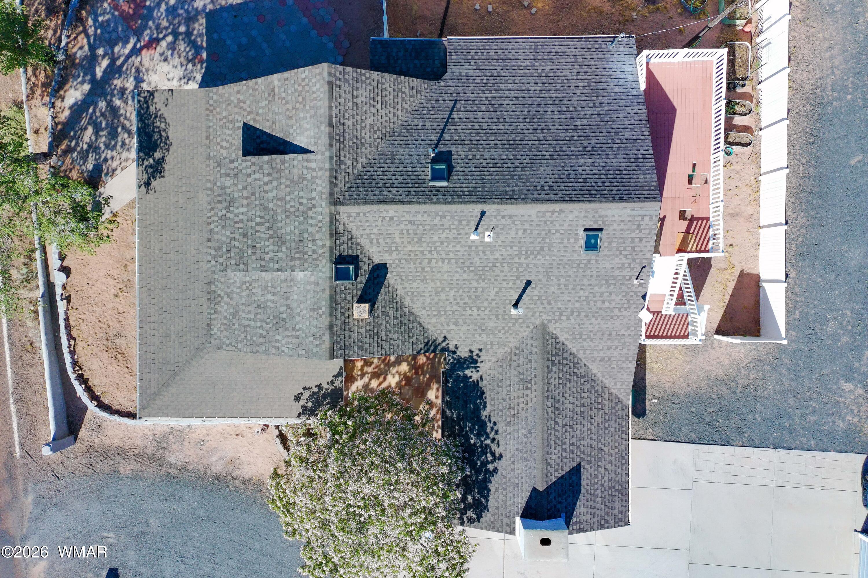 102 Crestview Road Holbrook, AZ 86025 - Photo 47 of 55 Drone Home Top Down