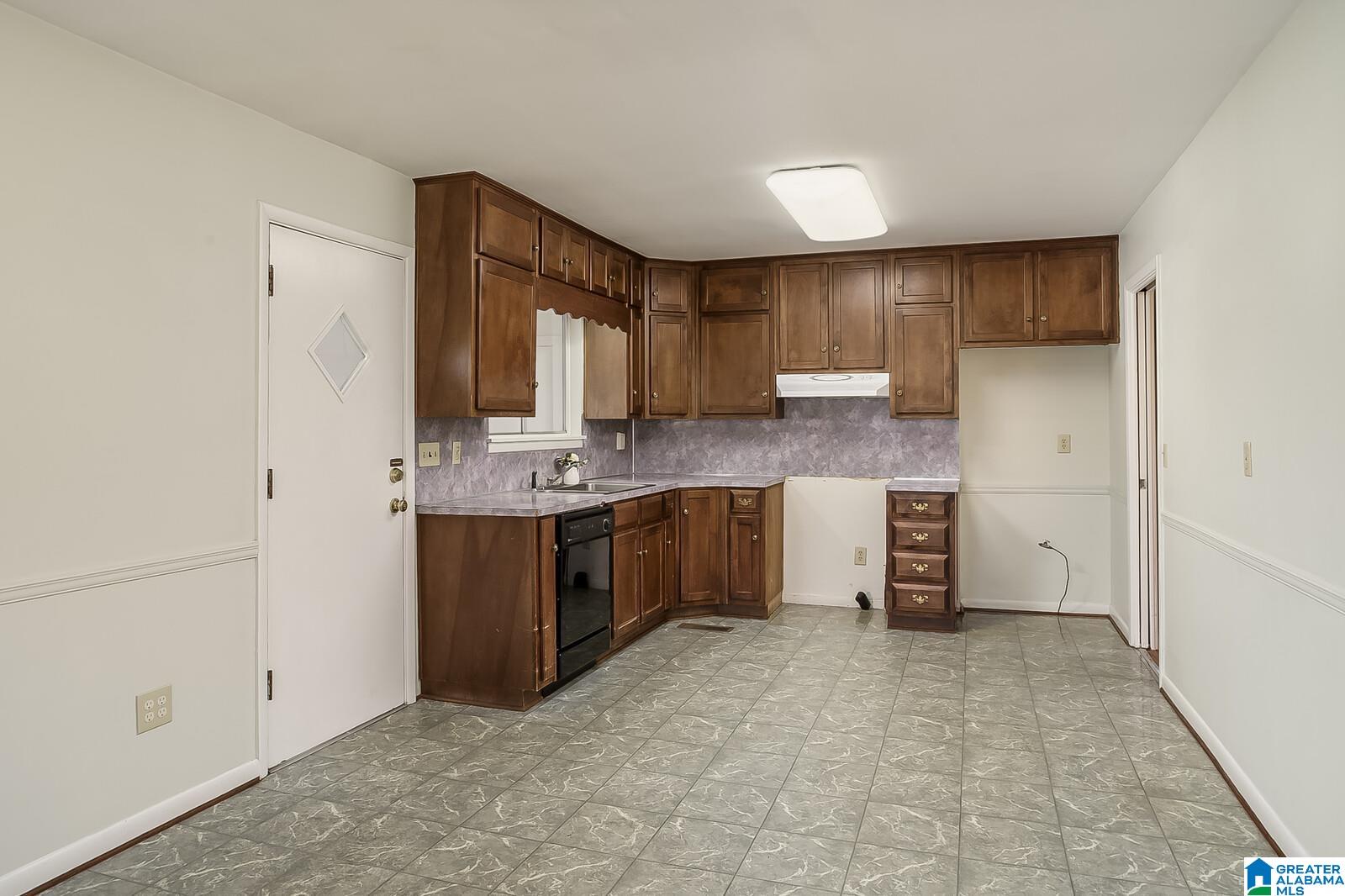 4300 MountainDale Road Birmingham, AL 35213 - Photo 10 of 32