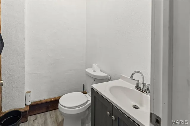 $153,000 | 430 North 38th Street, Belleville, IL 62226